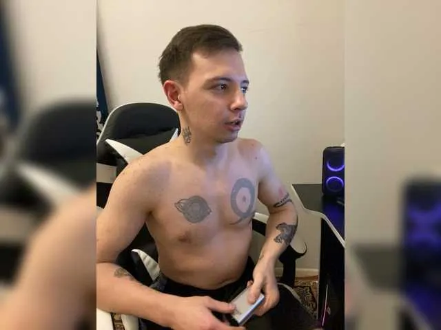Live sex webcam photo for Night-Move1 #292674057