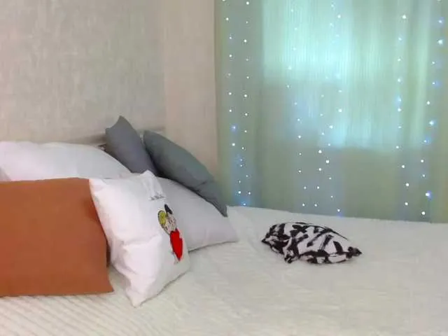 Live sex webcam photo for NightBrownies #275922350