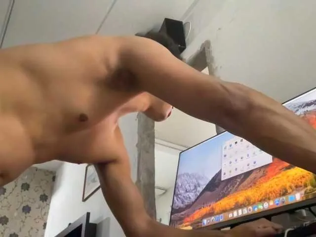 Live sex webcam photo for Nightmare-Moon- #277068679