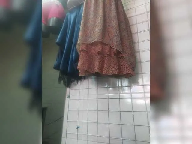 Live sex webcam photo for Niiccoll #276171748