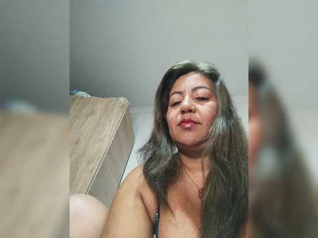 Live sex webcam photo for Niiccoll #276252714