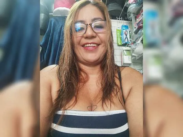 Live sex webcam photo for Niiccoll #276461479