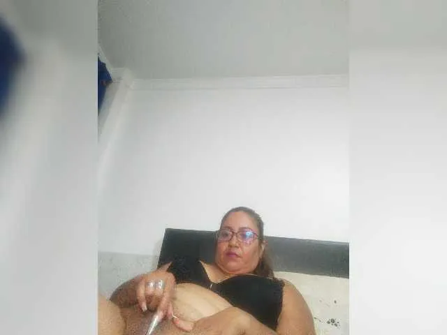 Live sex webcam photo for Niiccoll #276650457