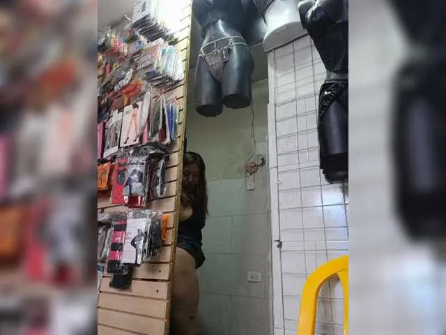 Live sex webcam photo for Niiccoll #277148029