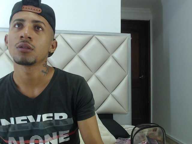 Live sex webcam photo for Niicky-Sean2 #276906883