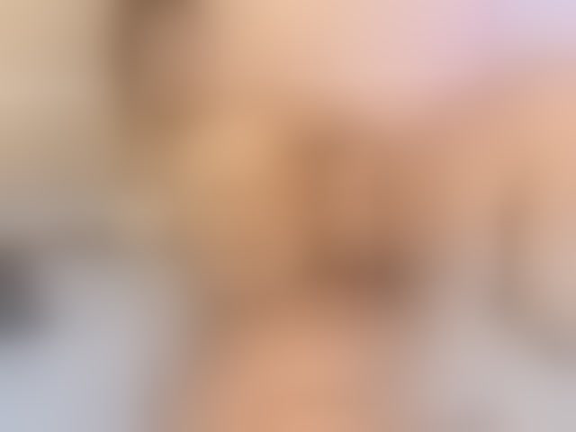 Live sex webcam photo for Niickypurple #294245805