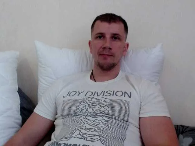 Live sex webcam photo for Niikhard #277950036