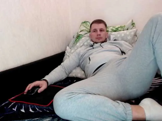 Live sex webcam photo for Niikhard #290155241