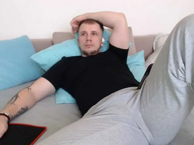 Live sex webcam photo for Niikhard #290914483