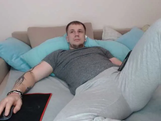 Live sex webcam photo for Niikhard #290971911