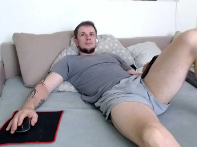 Live sex webcam photo for Niikhard #291561625