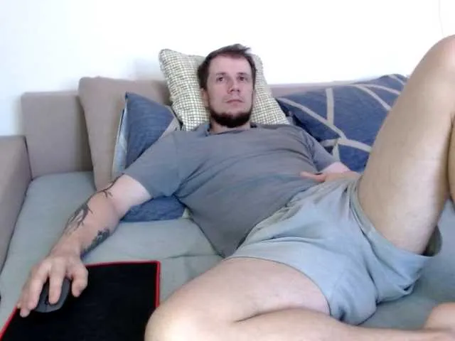 Live sex webcam photo for Niikhard #291667706