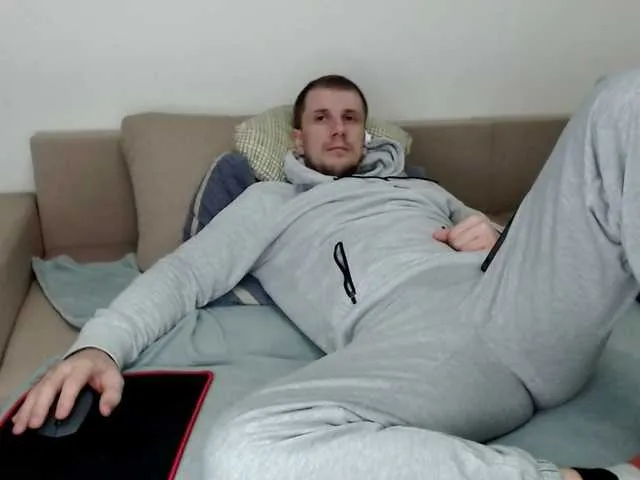 Live sex webcam photo for Niikhard #292150354