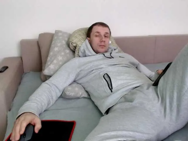 Live sex webcam photo for Niikhard #292200305