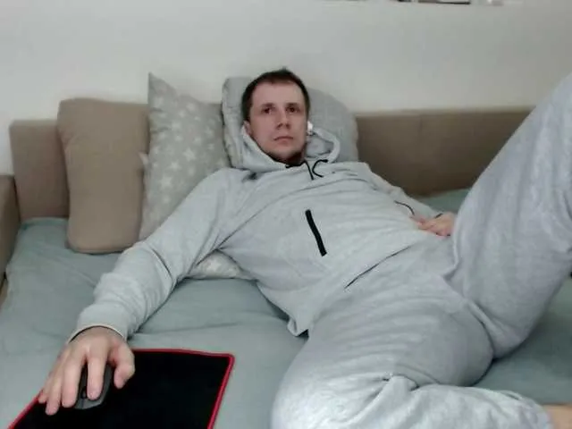 Live sex webcam photo for Niikhard #292248767