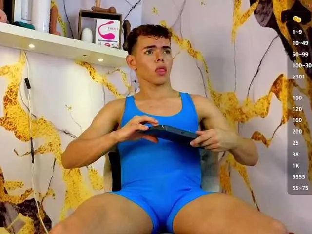 Live sex webcam photo for Nijinsky #291324923