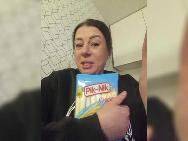 Live sex webcam photo for Nika-tigritsa #290663917