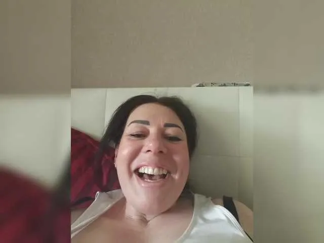 Live sex webcam photo for Nika-tigritsa #290834734