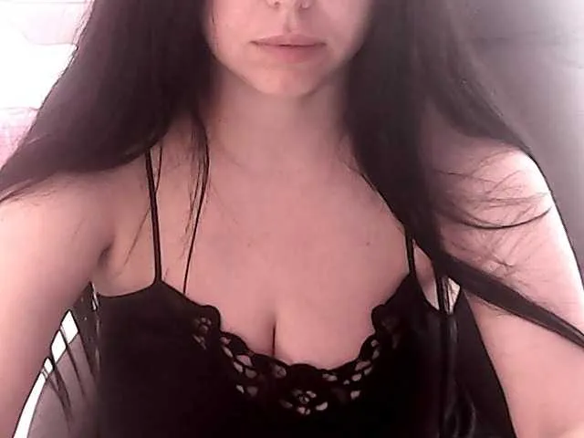 Live sex webcam photo for NikaKrasina #291446164