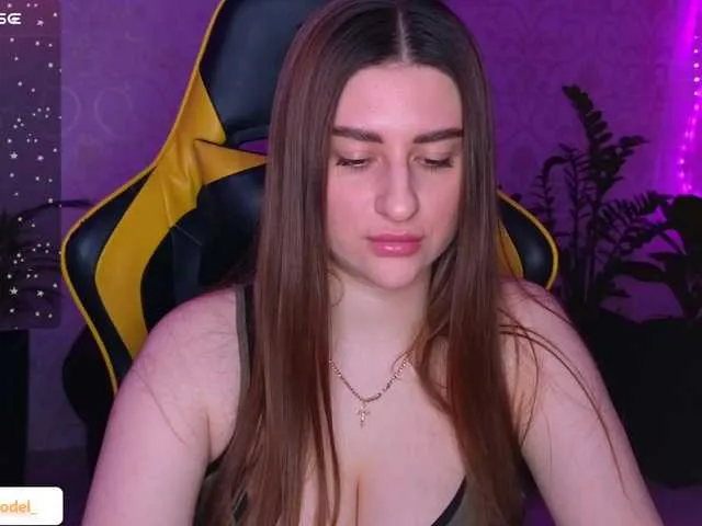 Live sex webcam photo for NikaMusic #290441120