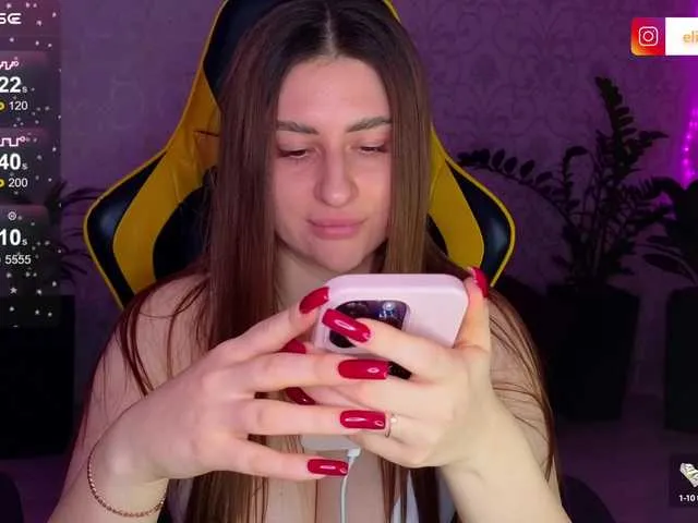 Live sex webcam photo for NikaMusic #290584301