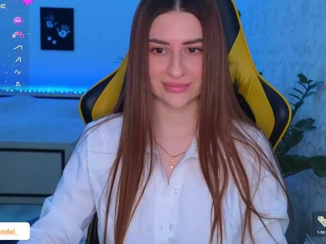 Live sex webcam photo for NikaMusic #290733866
