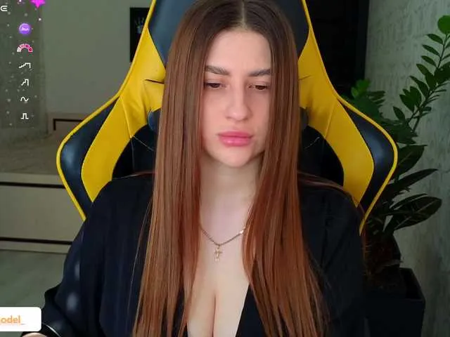 Live sex webcam photo for NikaMusic #290867522