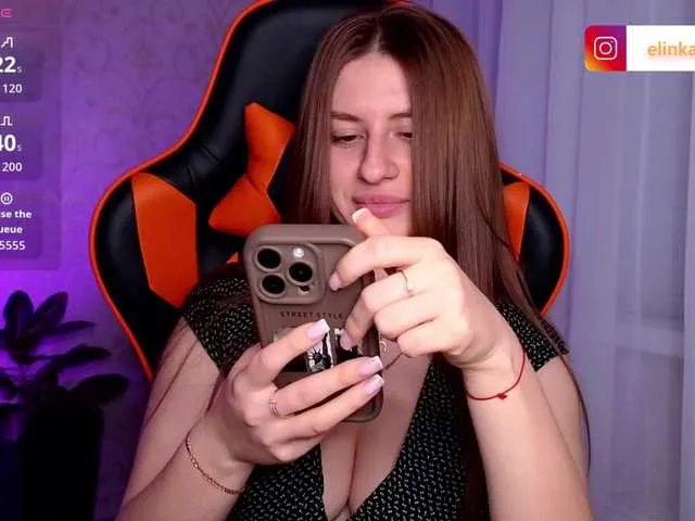 Live sex webcam photo for NikaMusic #294194239