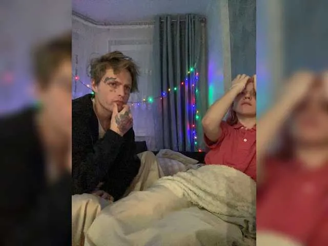 Live sex webcam photo for NikaVlad #272061136