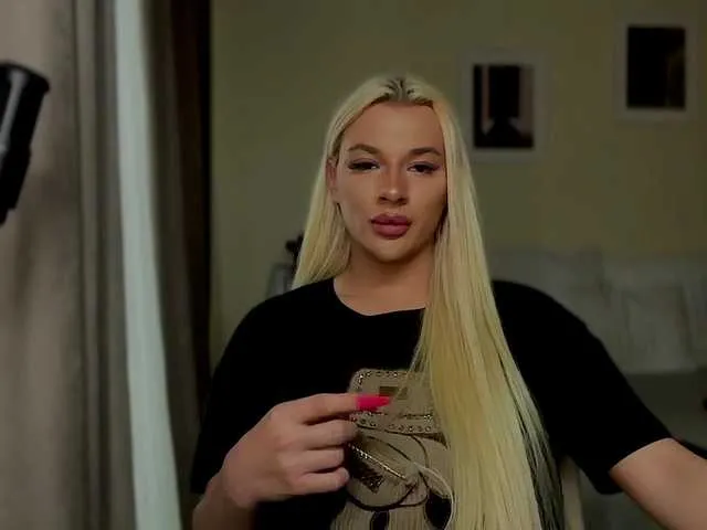 Live sex webcam photo for NikandJane #290494825