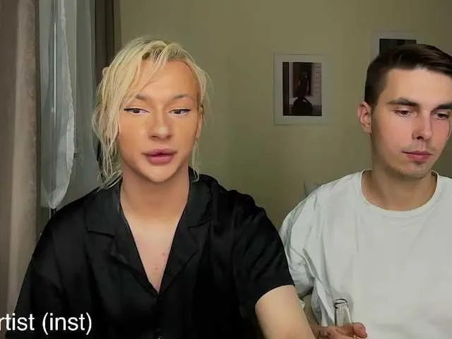 Live sex webcam photo for NikandJane #291221216