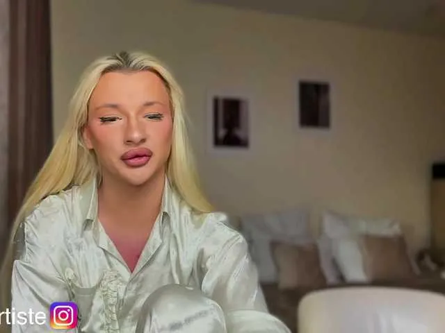 Live sex webcam photo for NikandJane #291255390