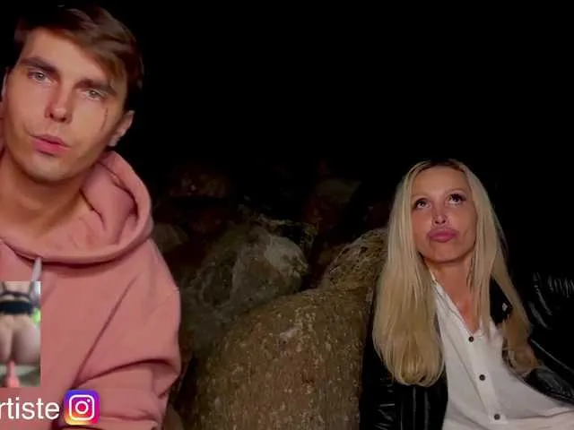 Live sex webcam photo for NikandJane #291381635