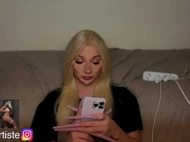 Live sex webcam photo for NikandJane #291664822