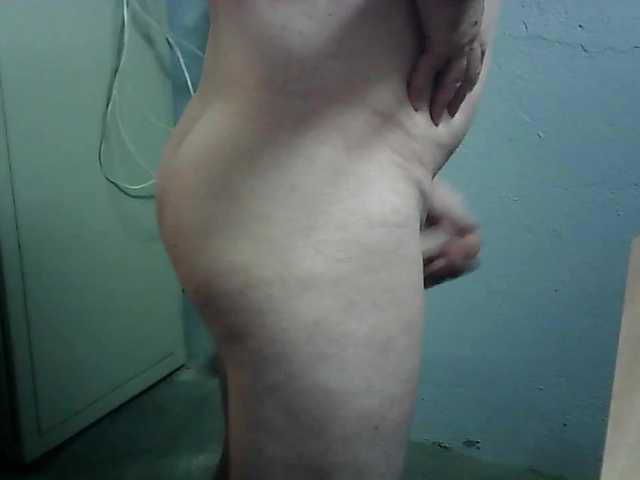 Live sex webcam photo for Nikdov3 #276149690