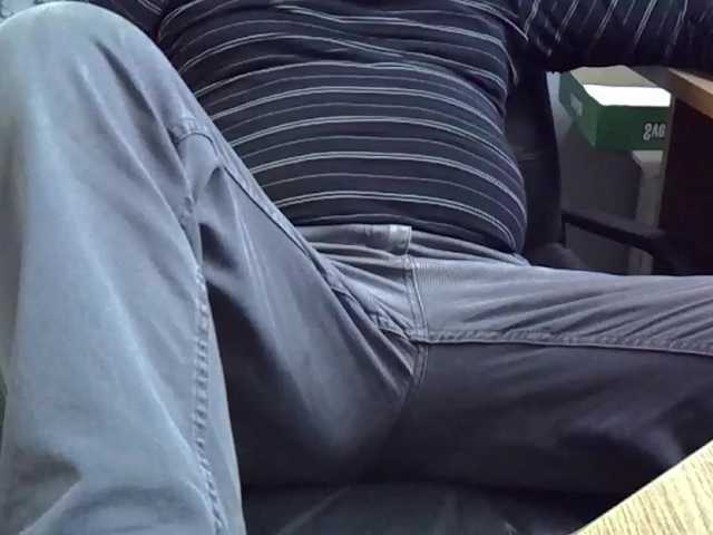 Live sex webcam photo for Nikdov3 #291089210