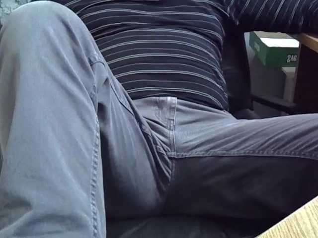 Live sex webcam photo for Nikdov3 #291102609