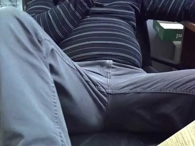 Live sex webcam photo for Nikdov3 #291109937