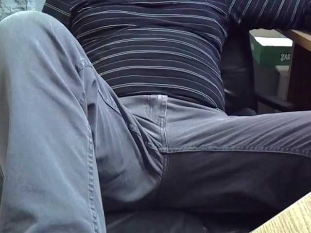 Live sex webcam photo for Nikdov3 #291129525