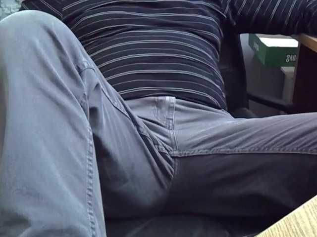 Live sex webcam photo for Nikdov3 #291159867