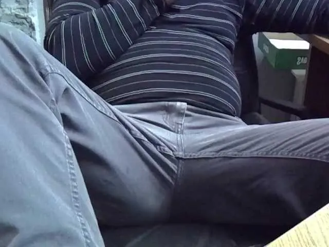 Live sex webcam photo for Nikdov3 #291177371