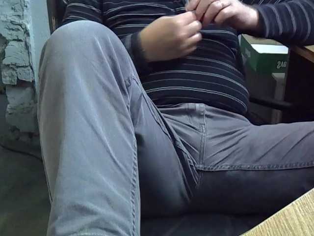 Live sex webcam photo for Nikdov3 #291330171