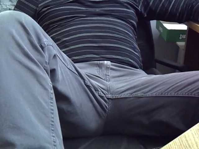 Live sex webcam photo for Nikdov3 #291512157