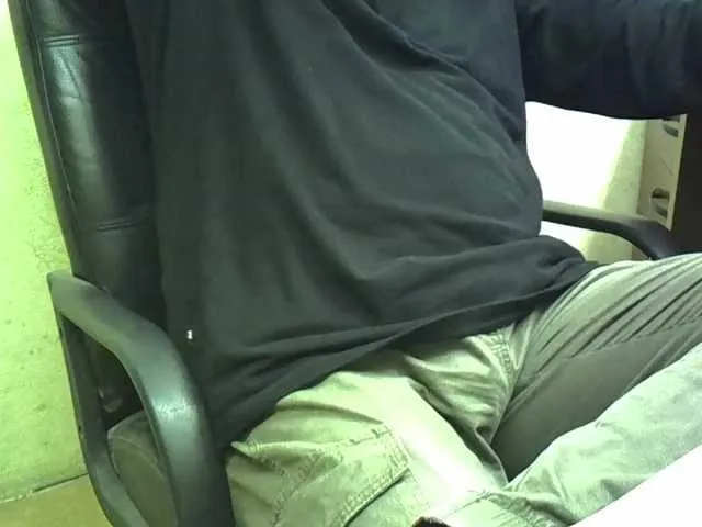 Live sex webcam photo for Nikdov3 #292247423