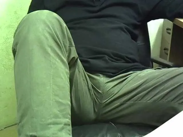 Live sex webcam photo for Nikdov3 #293349245