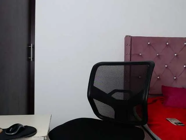 Live sex webcam photo for NikeBlack #291017819