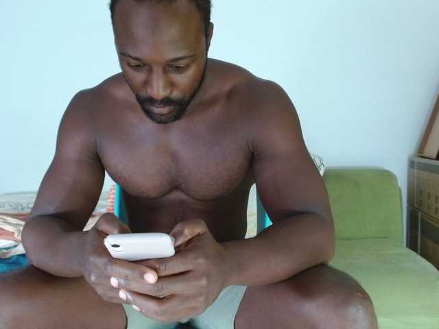 Live sex webcam photo for NikeBlack #294186661