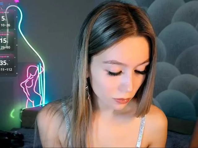 Live sex webcam photo for NikeLike #290396113