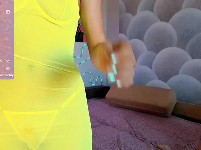 Live sex webcam photo for NikeLike