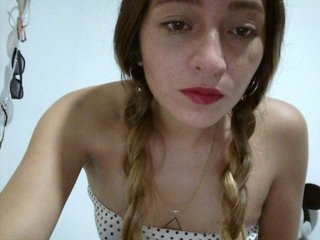 Live sex webcam photo for Niki69xxx #160907180